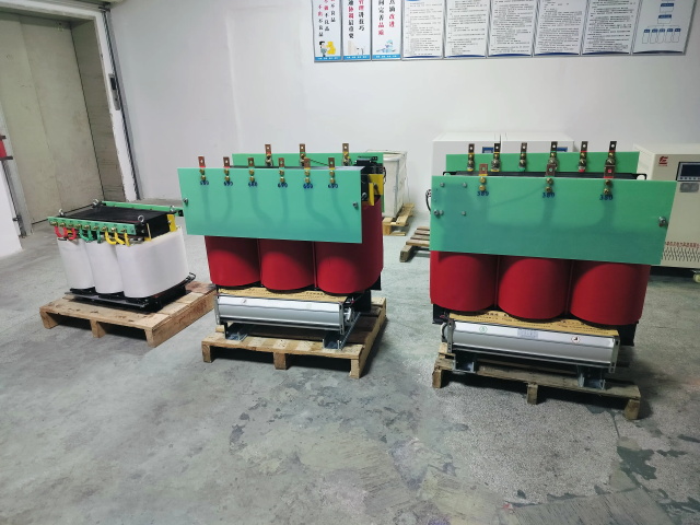 佳木斯KS11-1000KVA矿用变压器